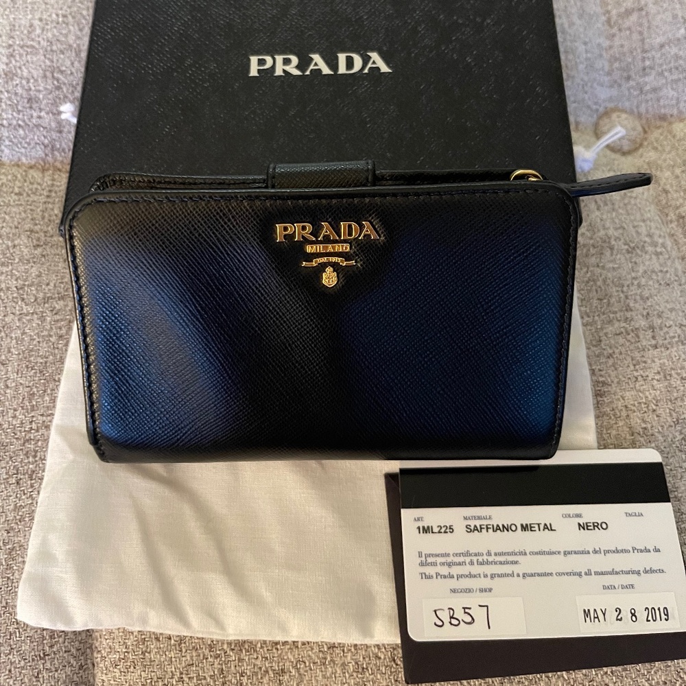 Prada Saffiano Wallet
